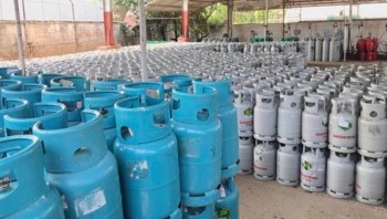 Giá gas hôm nay 1/10: Thị trường trong nước tiếp tục giảm sâu