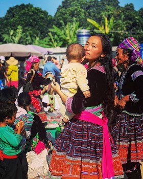 Bảo tồn giá trị văn hóa, phát triển du lịch từ các chợ phiên ở Lai Châu