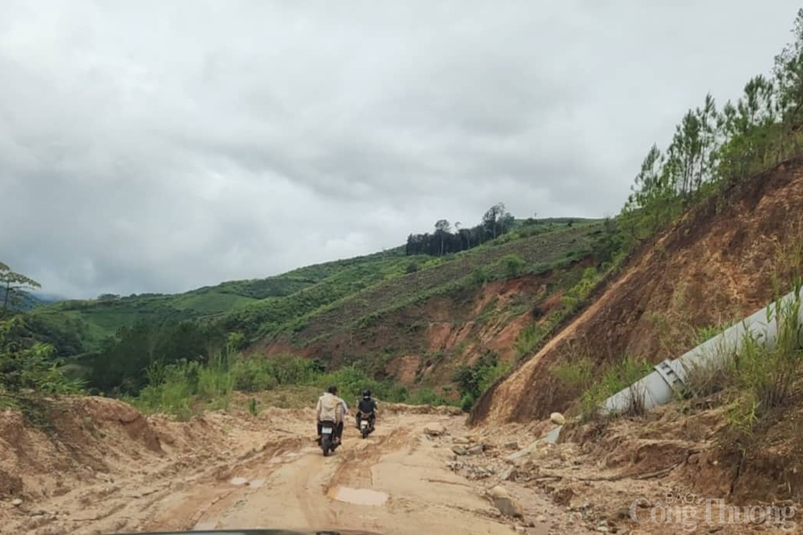 Kon Tum, Gia Lai tổ chức trực 24/24 ứng phó với bão số 4