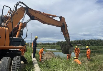 PC Quảng Bình: Chi viện 60 người giúp Quảng Nam khắc phục sự cố điện sau bão số 4