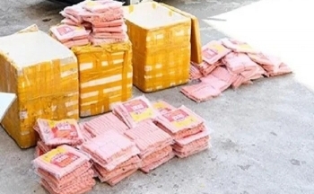 Quảng Ninh: Buộc tiêu hủy 200 kg xúc xích không rõ nguồn gốc