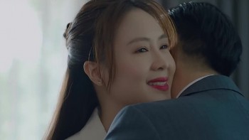 Hành trình công lý tập 2: Phương sẽ phản ứng ra sao khi xem clip nóng của chồng?