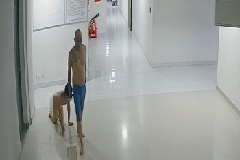 Lâm Đồng: Khởi tố người cha bạo hành con trai ruột như thời trung cổ