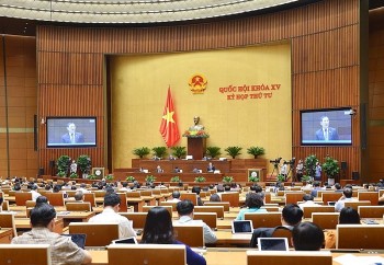 Ngày 31/10, Quốc hội thảo luận về thực hành tiết kiệm, chống lãng phí