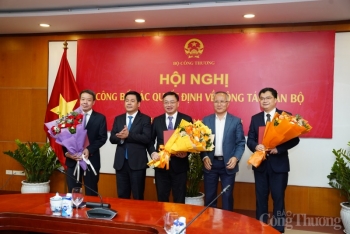 Công bố các Quyết định về công tác cán bộ của Bộ Công Thương