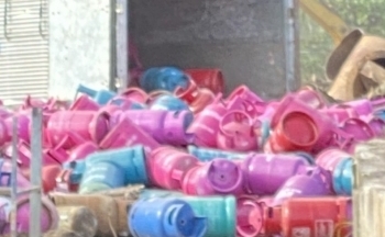 Dấu hiệu tập kết vỏ bình gas trái phép tại Công ty Thép Đà Nẵng?