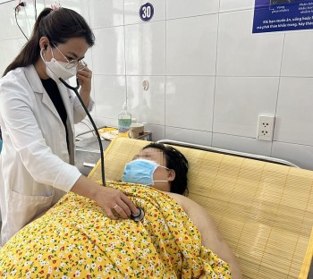 Đà Nẵng: Sản phụ nặng 140kg vượt cạn thành công, thỏa ước mơ làm mẹ