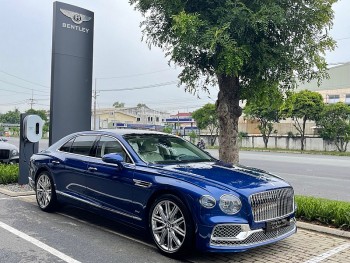 Bentley Flying Spur Hybrid - mẫu sedan siêu sang, siêu xanh đã có mặt tại Việt Nam