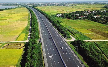 Khởi công 25 gói thầu cao tốc Bắc-Nam trước Tết Nguyên đán 2023