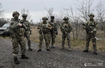 Chiến sự Nga-Ukraine 28/12: Nga tập trung khí tài ở Đông Ukraine, Ukraine tuyên bố áp sát thành phố chiến lược
