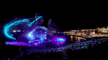 Phú Quốc “gây sốt” với show Kiss The Stars – Nụ hôn giữa ngàn sao