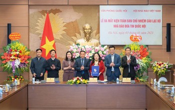 Lễ ra mắt kiện toàn Ban Chủ nhiệm Câu lạc bộ Nhà báo đưa tin Quốc hội