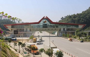 Cửa khẩu Quảng Tây (Trung Quốc) và Việt Nam sẽ thông quan xuyên Tết 2023