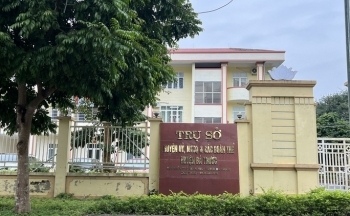 Trần tình bất ngờ của Trưởng phòng một huyện ở Thanh Hóa có 2 con riêng