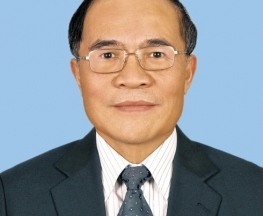 Đồng chí Nguyễn Sinh Hùng