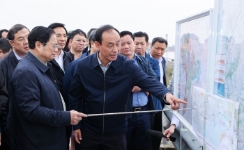 Thủ tướng khảo sát thực địa, thúc đẩy tuyến cao tốc ven biển 