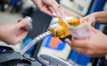 Ngày mai, có điều chỉnh giá xăng dầu?