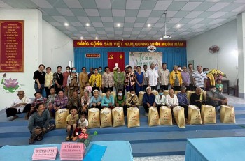 Niềm vui, nụ cười của “Tết ấm no, mùa sung túc” tại 3 tỉnh phía Nam