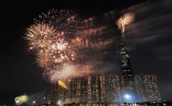 Những điểm bắn pháo hoa Tết Nguyên đán 2023 trên cả nước
