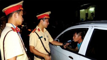 Sử dụng rượu, bia tham gia lái xe: Sẽ bị phạt tiền lên đến 40 triệu đồng