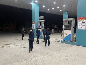 Hải Phòng: Xử phạt một cửa hàng xăng dầu tự ý ngừng bán hàng