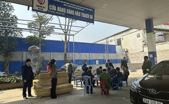 Quản lý thị trường Ninh Bình, Vĩnh Phúc, Hà Nam xử phạt hàng loạt cơ sở kinh doanh xăng dầu vi phạm