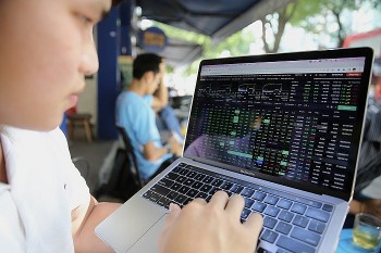 Chứng khoán hôm nay ngày 31/1: Cơ hội mua thêm cổ phiếu trong những nhịp điều chỉnh