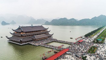 Bộ Văn hóa, Thể thao và Du lịch: Xử lý nghiêm hành vi lợi dụng di tích, lễ hội để trục lợi