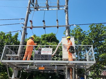 Chính phủ ban hành khung giá bán lẻ điện bình quân mới từ 1.826,22 đồng - 2.444,09 đồng/kWh