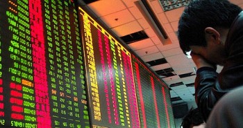 Chỉ số VN-Index bất ngờ lao dốc, 