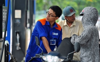 Giá xăng dầu ngày mai có thể giảm