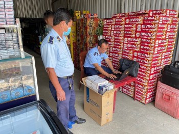 Quản lý thị trường Kiên Giang thu giữ 360 bao thuốc lá điếu nhập lậu