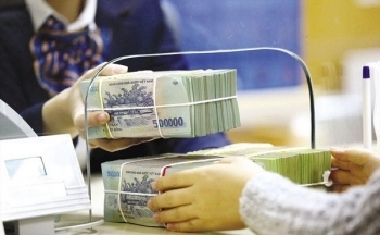 Ngân hàng tung vốn ưu đãi, nhưng áp lực lãi suất thực vẫn cao