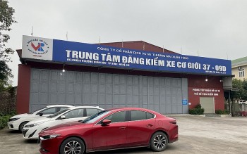 Nghệ An: Công an khám xét trung tâm đăng kiểm xe cơ giới 37-09D