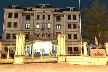 Quảng Bình: Phó Chánh án treo cổ tự tử tại cơ quan