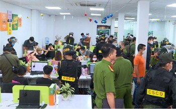 Núp bóng công ty Luật