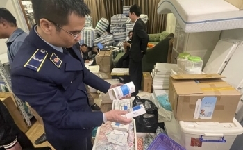 Hà Nội: Tạm giữ gần 3 tấn thực phẩm chức năng không rõ nguồn gốc