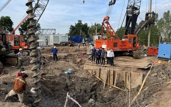 Vụ cháu bé rơi xuống cọc bê tông ở Đồng Tháp: Lỗi của đơn vị thi công ở mức độ nào?