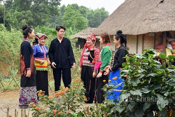 Hấp dẫn tháng Ba “Mùa xuân và Tuổi trẻ” tại Làng Văn hóa