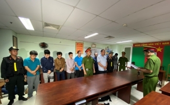 Nguyên Giám đốc và 10 nhân viên Trung tâm Đăng kiểm 50-05V xộ khám