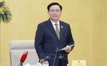 Chủ tịch Quốc hội Vương Đình Huệ tiếp Trưởng các Cơ quan đại diện ngoại giao Việt Nam ở nước ngoài