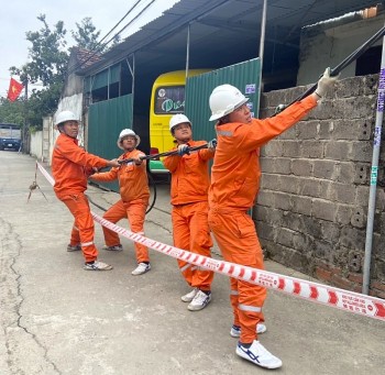 EVNHANOI: Nỗ lực đảm bảo cung ứng điện an toàn, liên tục và ổn định