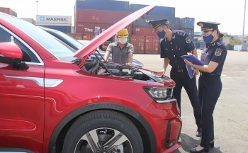 Ô tô nhập khẩu tiếp tục tăng mạnh