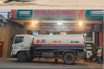 Nam Định: Phạt 2 doanh nghiệp mua xăng dầu ngoài hệ thống hơn 130 triệu đồng