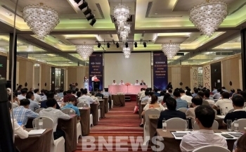 Tăng năng lực cạnh tranh cho ngành gốm sứ xây dựng Việt Nam