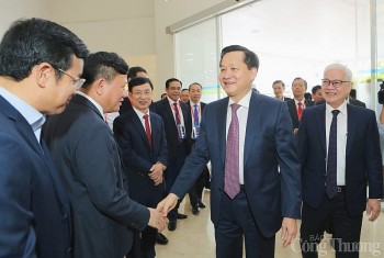 Phó Thủ tướng Lê Minh Khái dự Chương trình 
