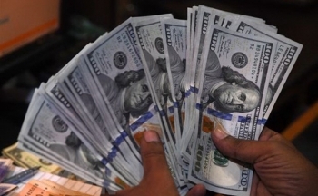 Nguy cơ khủng hoảng tín dụng khi các ngân hàng thắt chặt cho vay