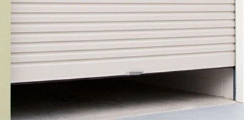 Tỉnh Quảng Ninh: Bé trai bị cửa cuốn đè dẫn đến tử vong