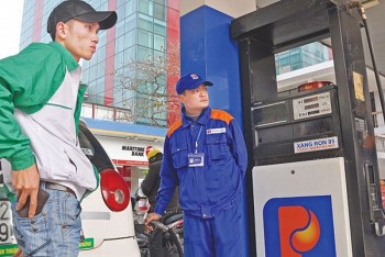 Giá xăng dầu dự báo tiếp tục tăng trong kỳ điều hành ngày mai (11/4)