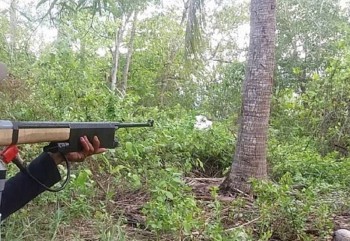 Thanh Hóa: Đang làm rõ vụ súng của anh trai cướp cò, đạn bắn xuyên vai xuống phổi em